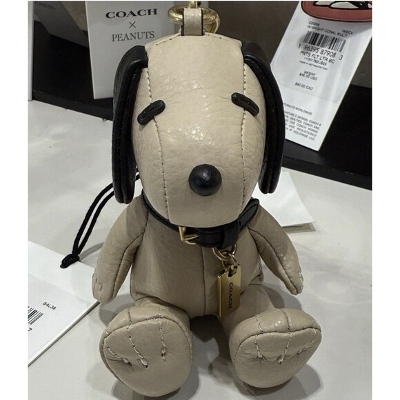 Coach X Peanuts Snoopy Collectible Bag Charm  Brass/Multi CBH29 - Picture 7 of 9